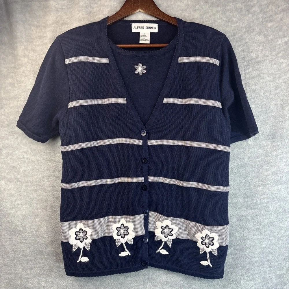 Vintage 90s‎ White Navy Embroidered Floral Faux Sweater Set Top S Dunner Stunner